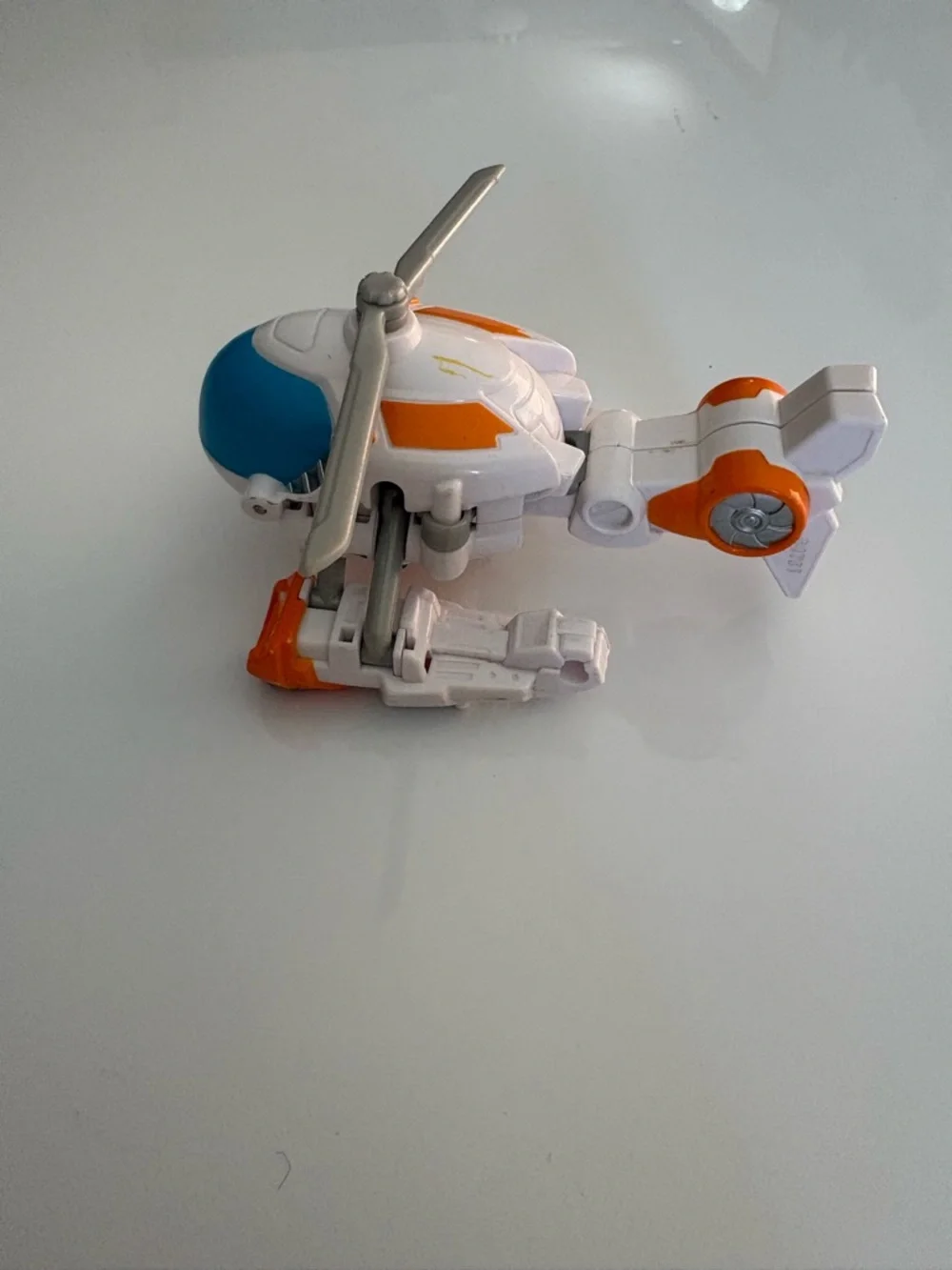 Toy Helicopter transforms to person - Picture 2 of 3